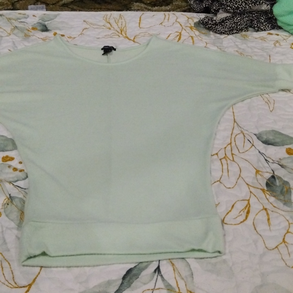 Light mint green top